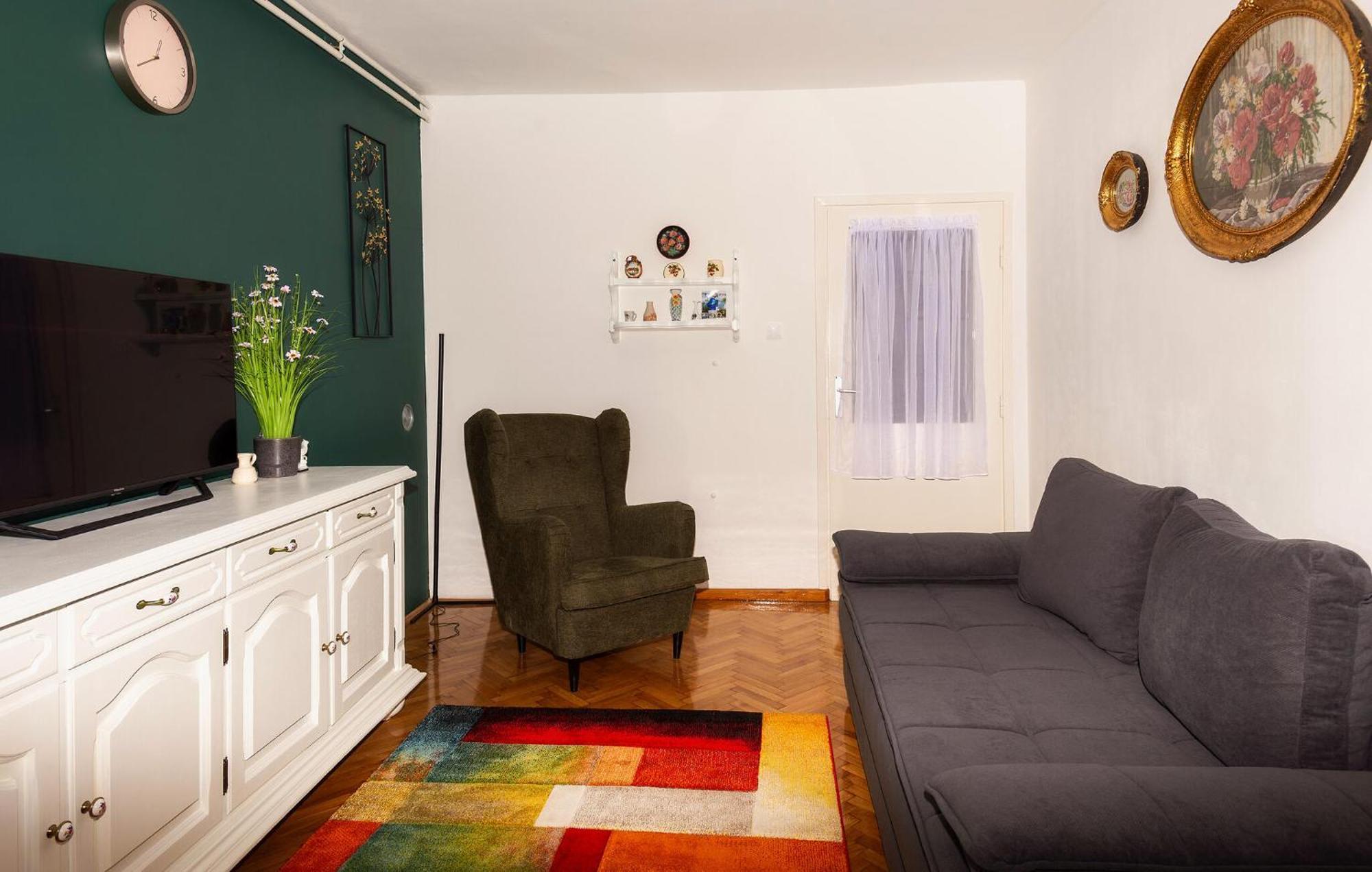 3 Bedroom Beautiful Apartment In Senj Сень Экстерьер фото